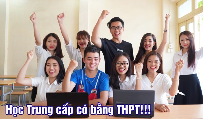 Học trung cấp chính quy có bằng THPT