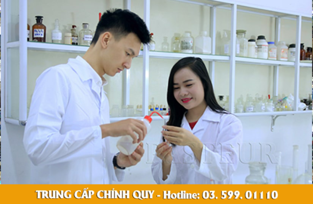 Tuyển sinh trung cấp dược chính quy 2024 2 1.2